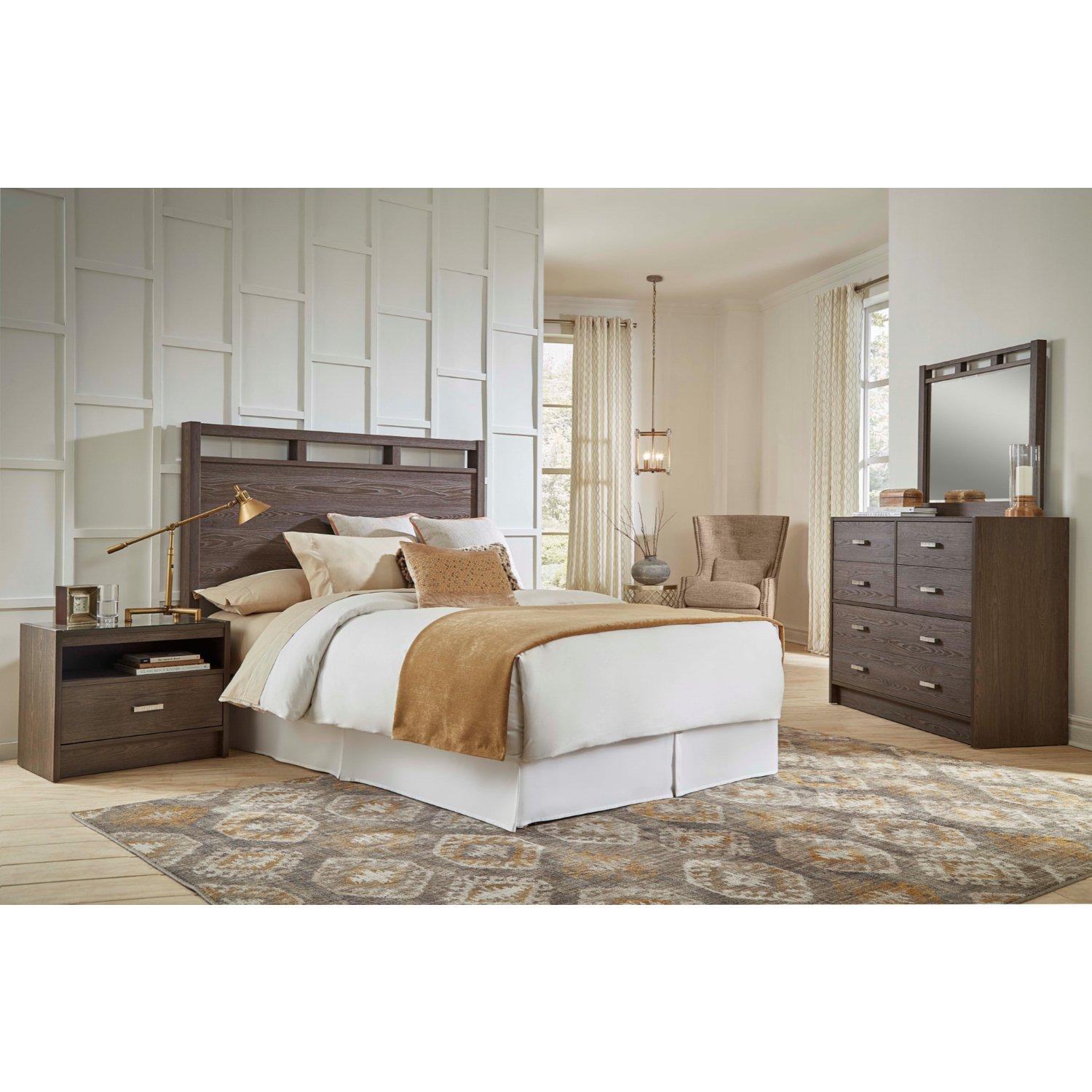 Rent to Own Ideaitalia 4 Piece Tobak II Queen Bedroom Set at Aaron's